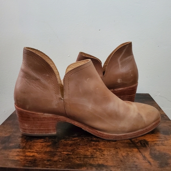 Nisola Mia Everyday Leather Ankle Booties Size 9 - Picture 6 of 15
